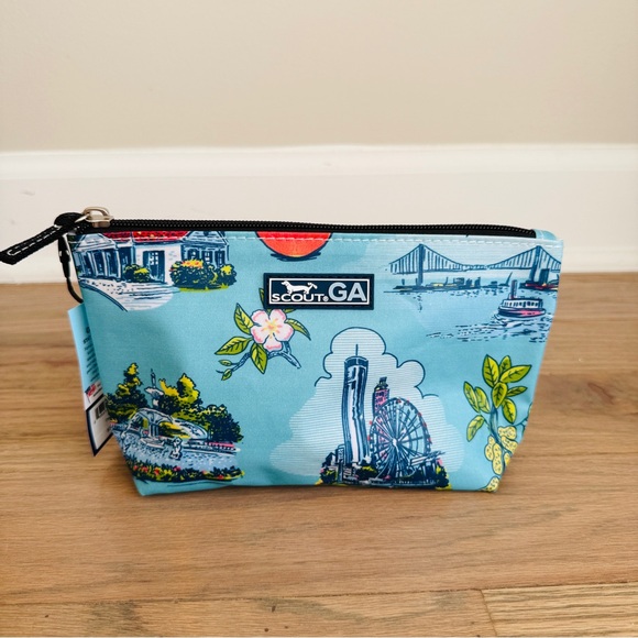 Scout Accessories - Scout Twiggy Makeup Bag Georgia Landmarks